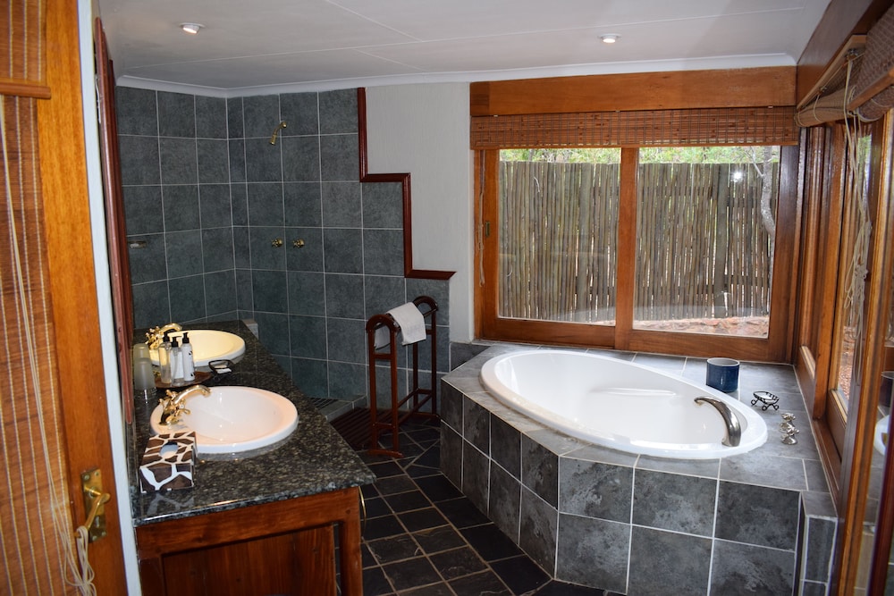 Superior Chalet photo 2