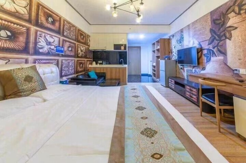 Business Condo photo 1