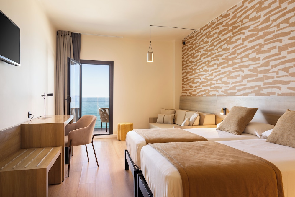 Twin Room, Balcony, Sea View