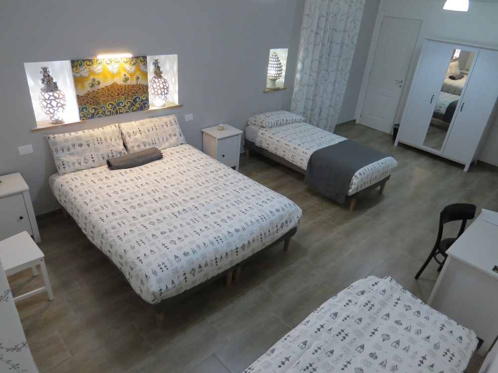 Panoramic Quadruple Room, Mountain View