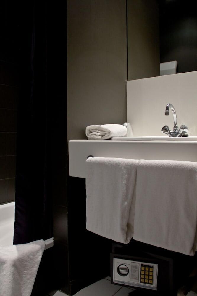 Comfort Triple Room - Photo 10