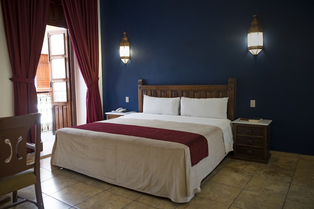 Standard Room - Photo 8