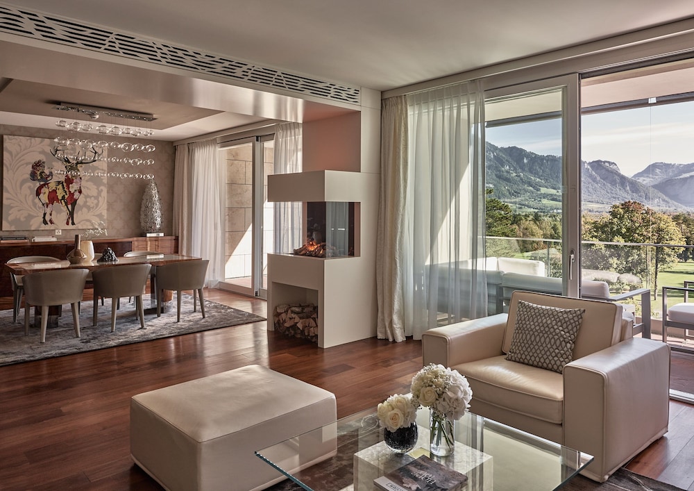 Presidential Suite photo 3
