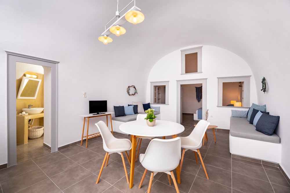 Family House, 1 Double Bed with Sofa bed, Kitchen, Courtyard View