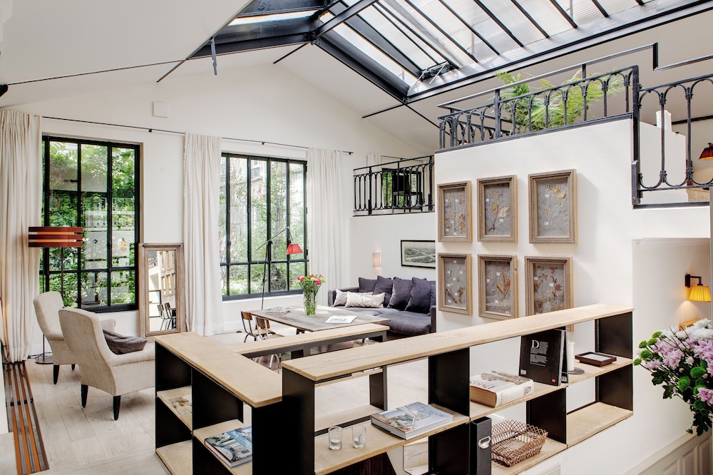 Luxury Apartment