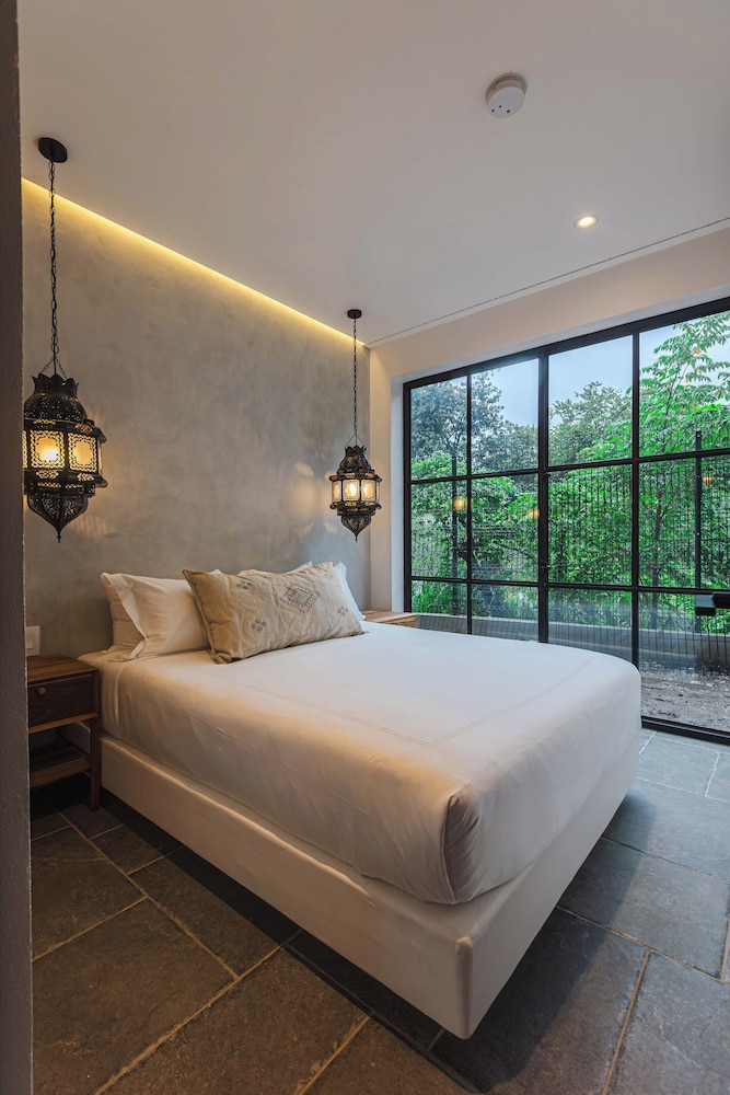 Suite, Patio, Vista al Jardín