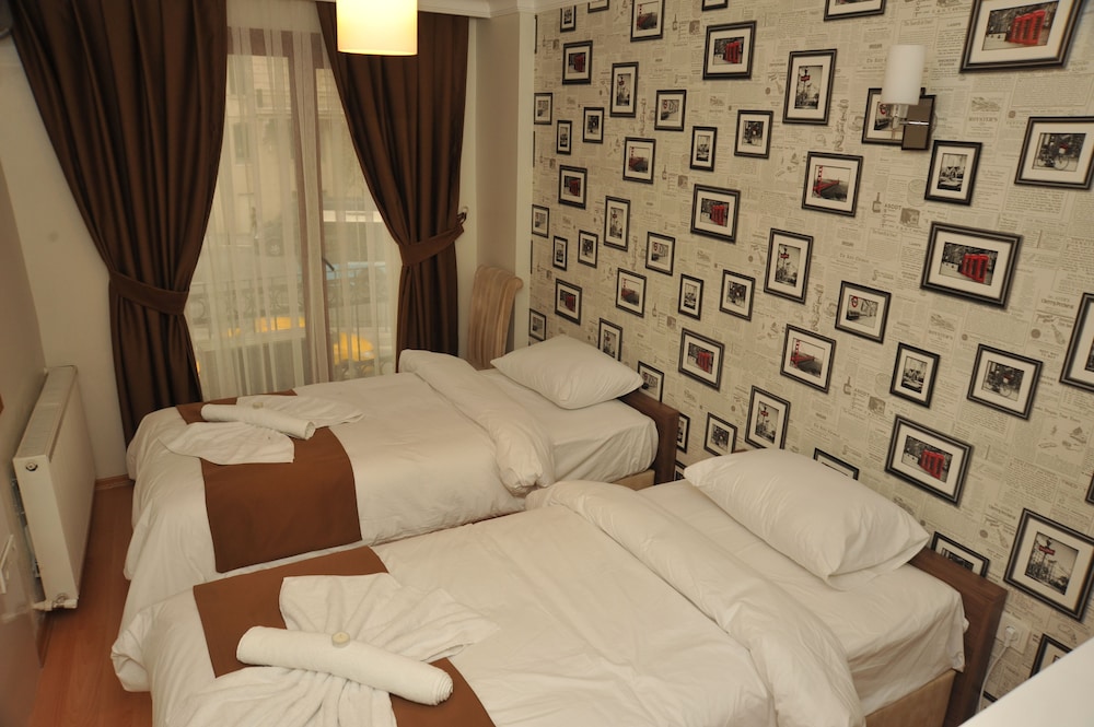 Standard Twin Room photo 3