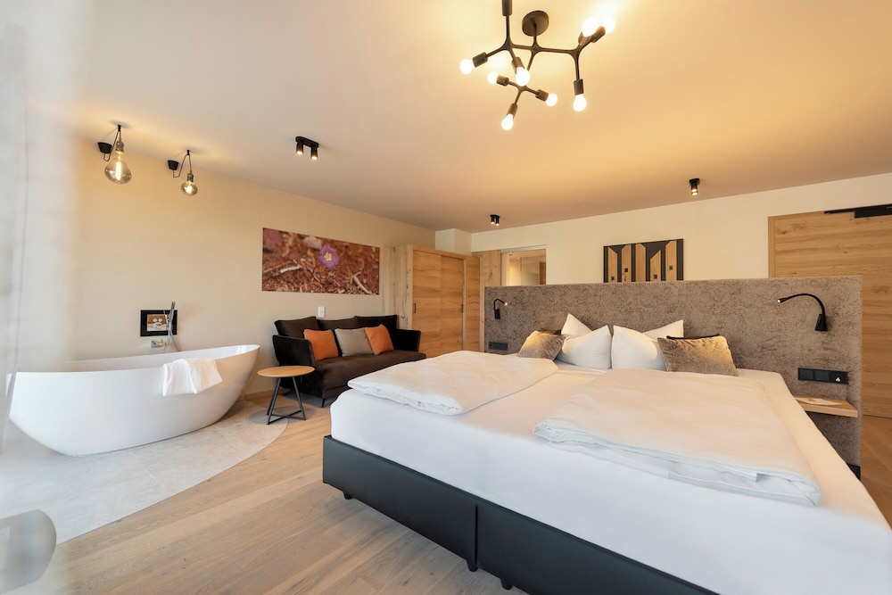 Superior Double Room, Balcony photo 2