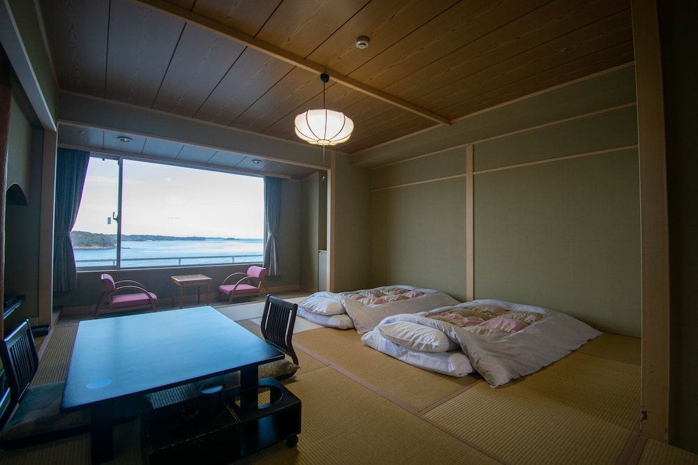 Japanese Room, East Building, 12-14Tatami photo 3