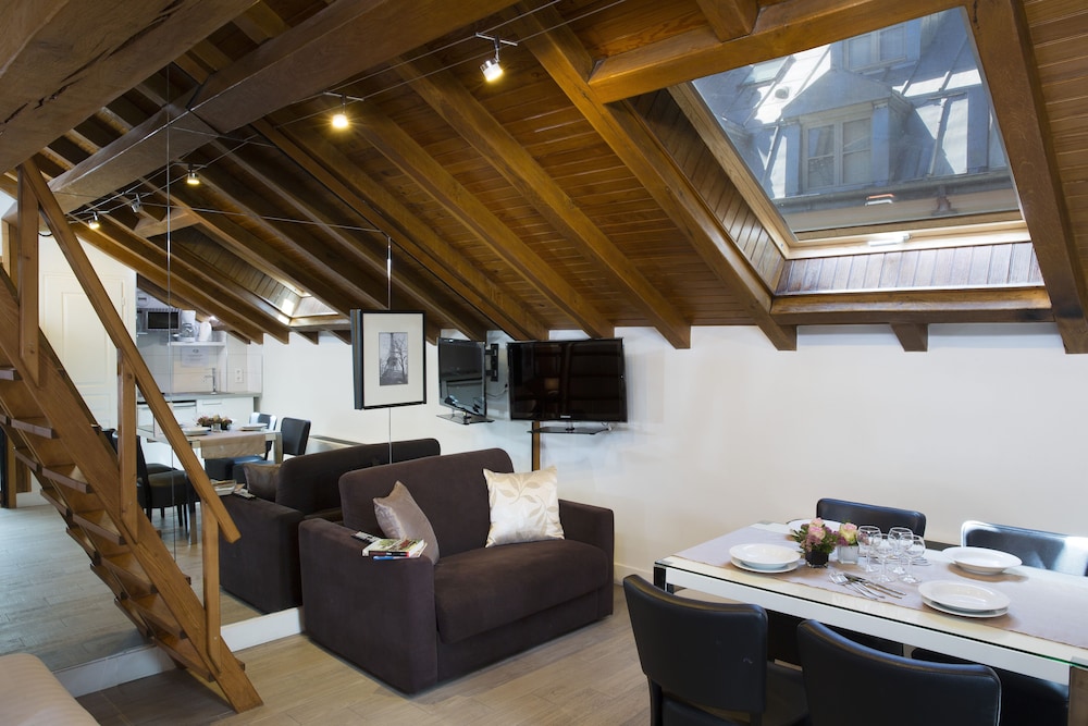 Studio Suite photo 2