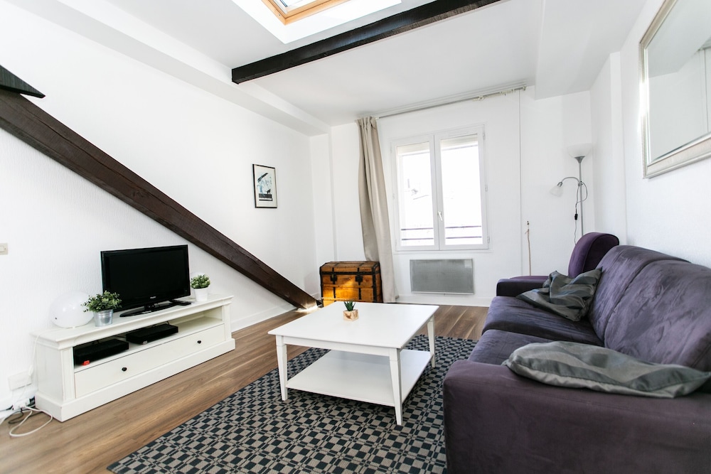 City Apartment, 1 Double Bed with Sofa bed, Non Smoking, City View