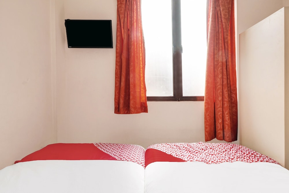 Standard Twin Room photo 3