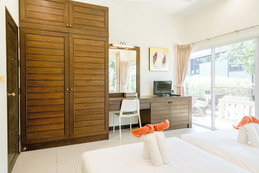 Standard 2 Bedroom Pool Villa - Photo 10
