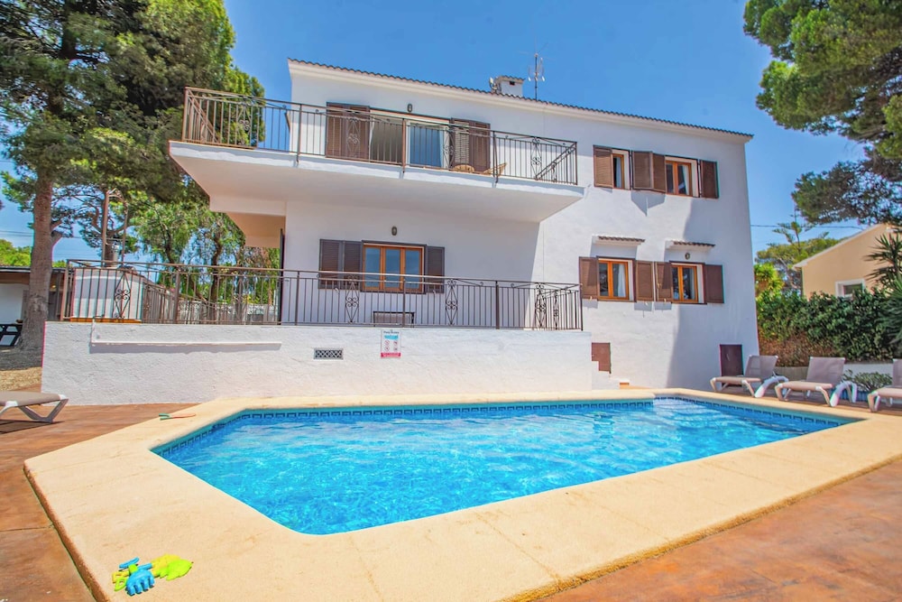 Villa (6 Habitaciones)