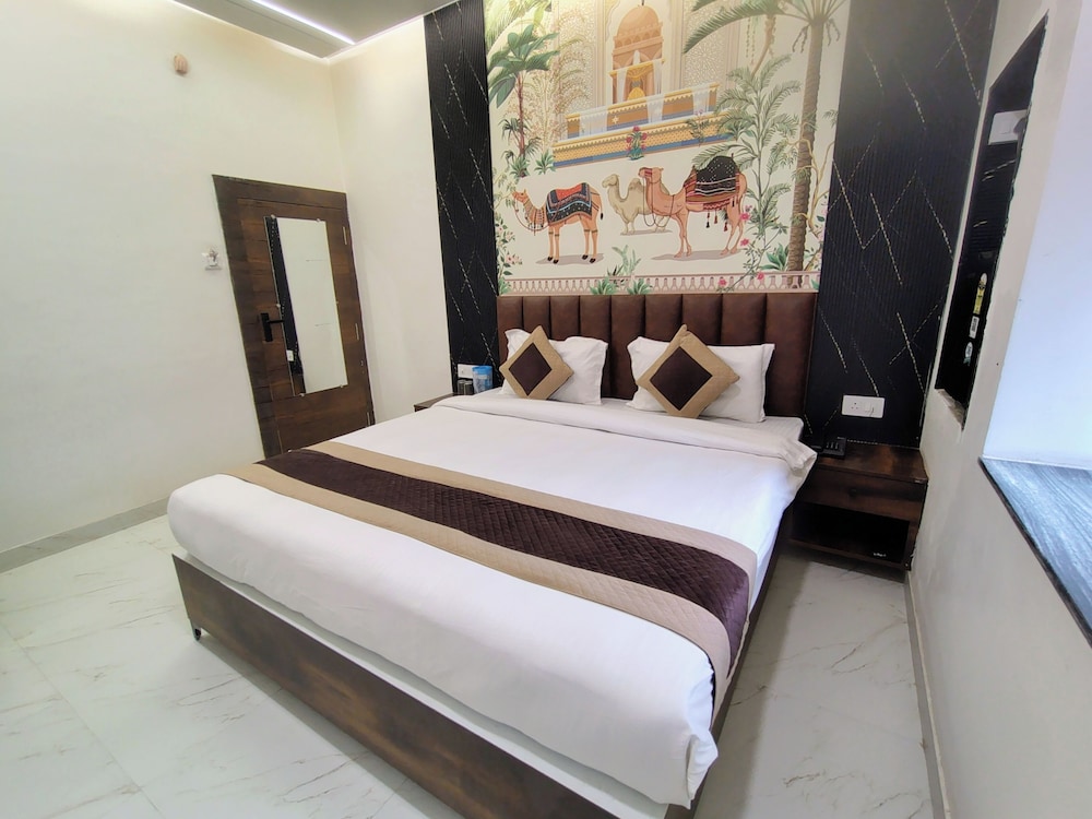 Standard Double Room - Photo 11