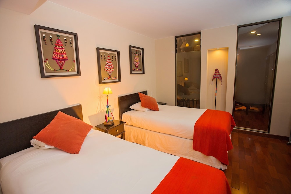 Junior Suite, 2 Bedrooms photo 3