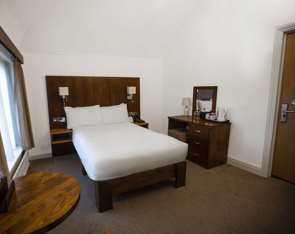 Standard Room, 1 Double Bed, Non Smoking (Small Room) photo 2