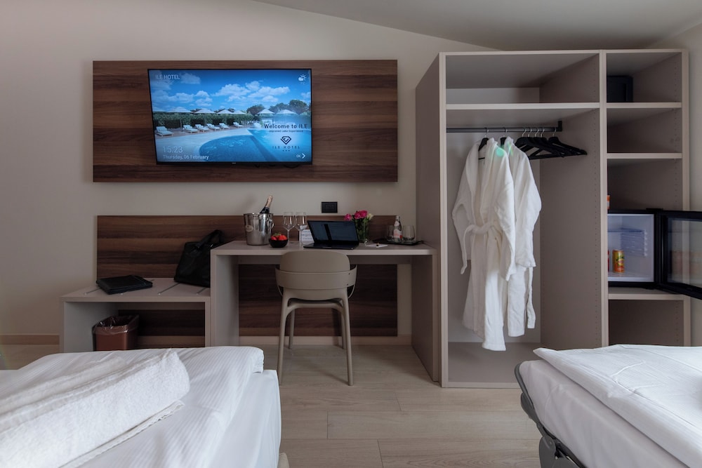 Junior Suite Tripla con terrazzo
