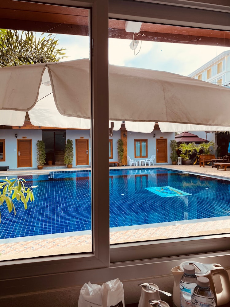 Standard Double Room, Pool View - Photo 4