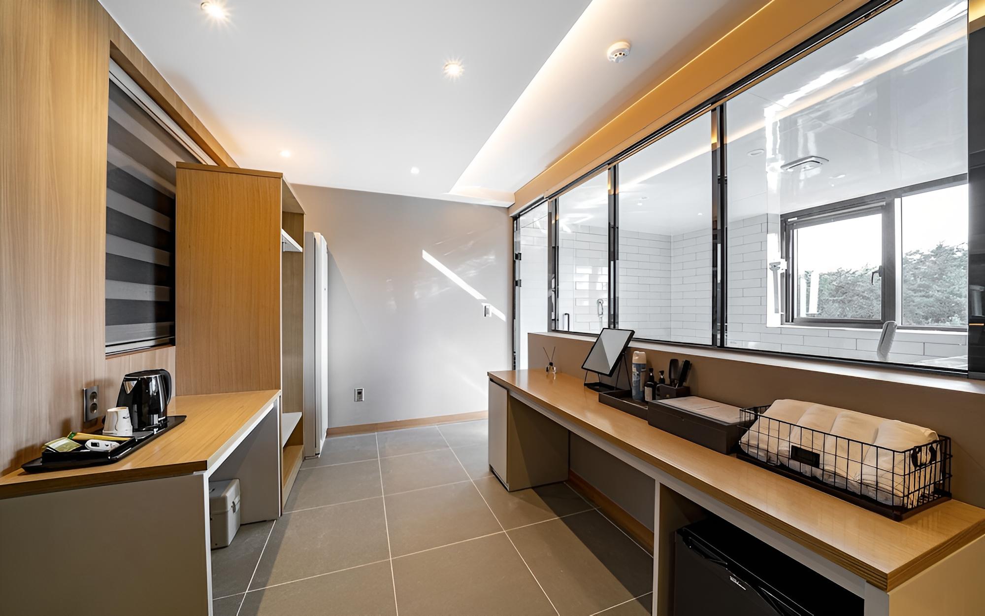 Room (Suite Poolvilla (Private Pool Netflix)