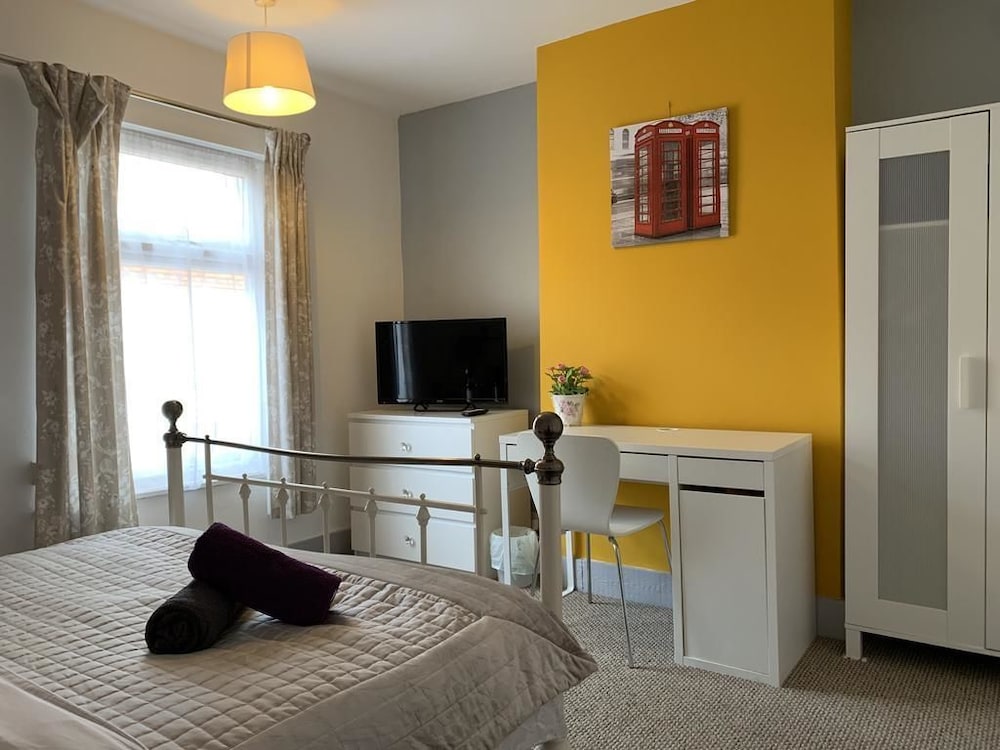 Double Room (Large) photo 3
