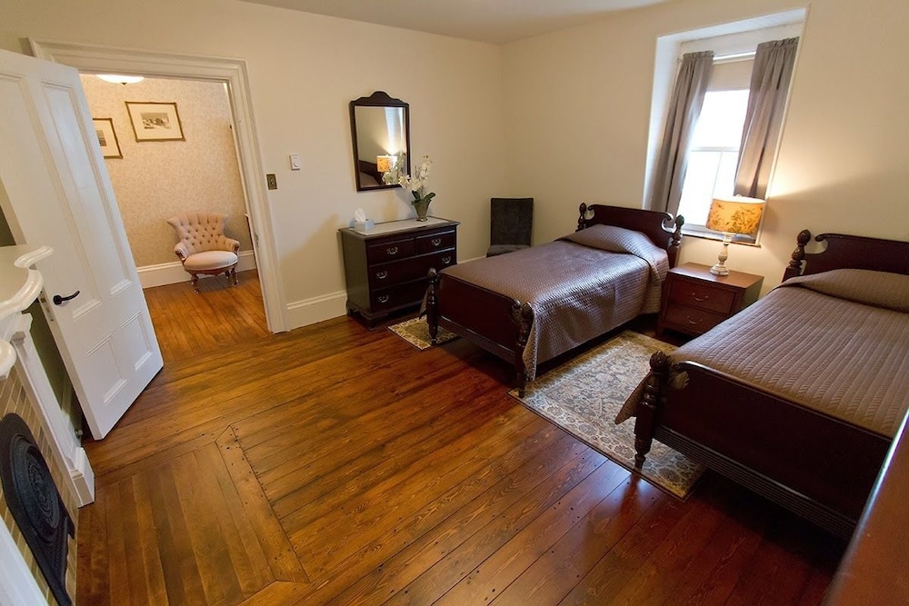 Grand House, 3 Bedrooms photo 1