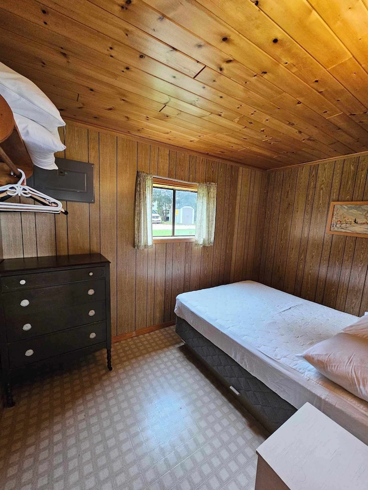 Standard Cottage, 2 Bedrooms, Lake View photo 3
