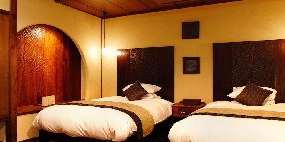 Japanese-Style Premium Suite with Tatami Area with Open-Air Bath and Terrace photo 2