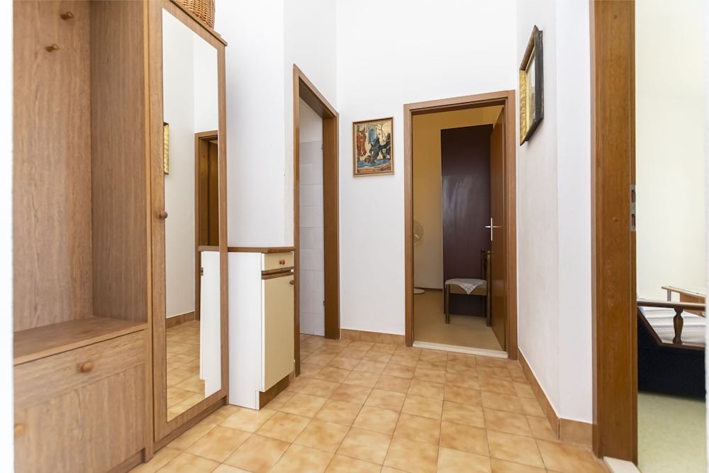Apartment (A1) photo 3