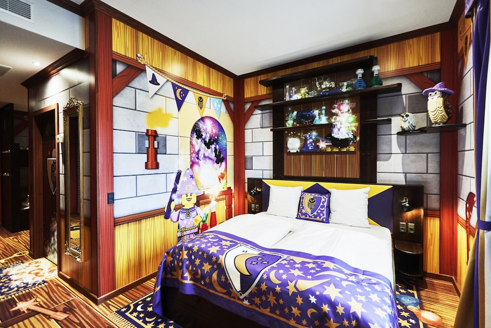 Wizard's Room - Photo 1