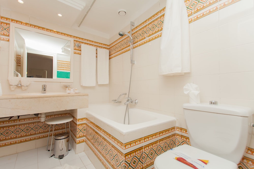 Triple Classic Room (3 Adultes) - Photo 6