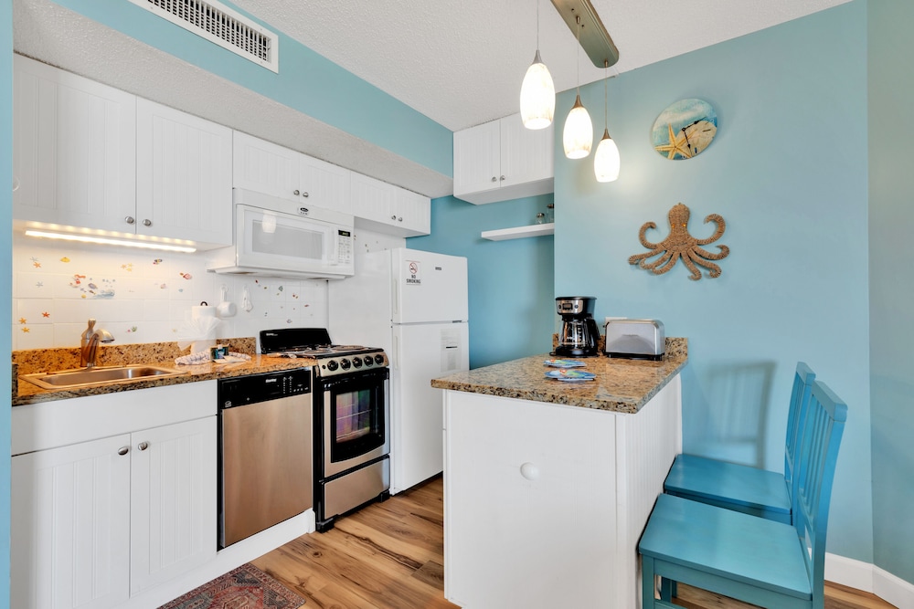 Comfort Condo, 1 Bedroom, Balcony, Ocean View