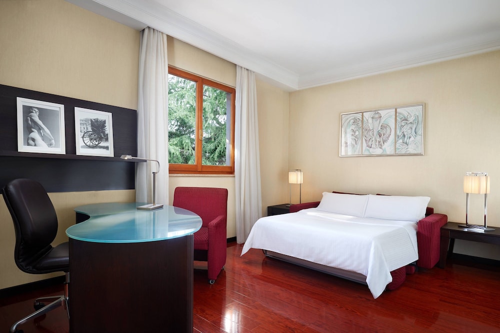 Suite, 1 Double Bed, Balcony