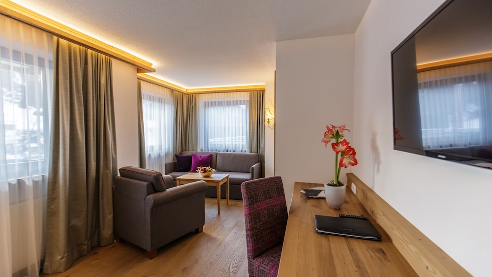 Suite, Balcony photo 2