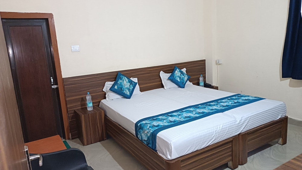 Standard Double Room - Photo 5