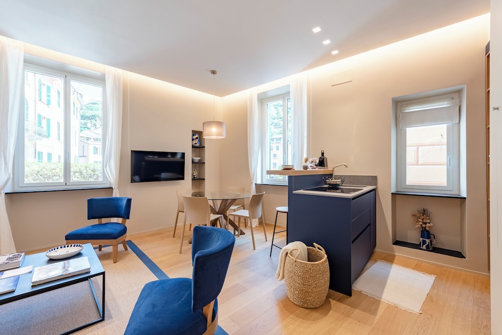 Comfort Apartment, City View