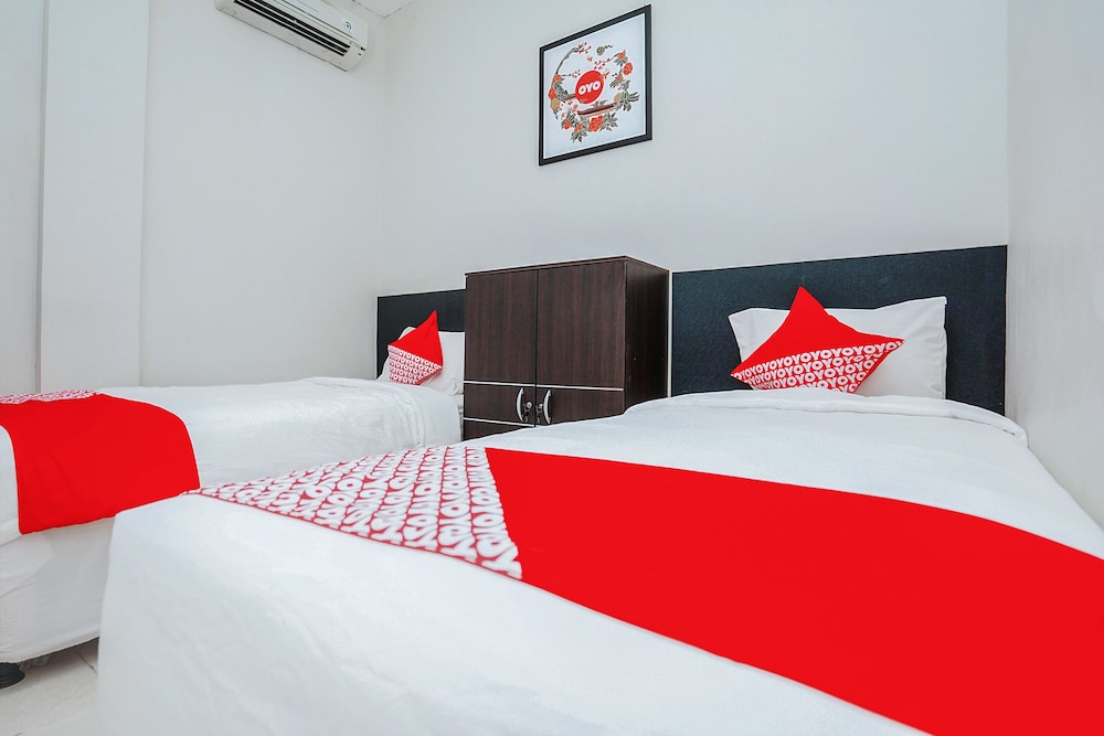 Standard Twin Room - Photo 8