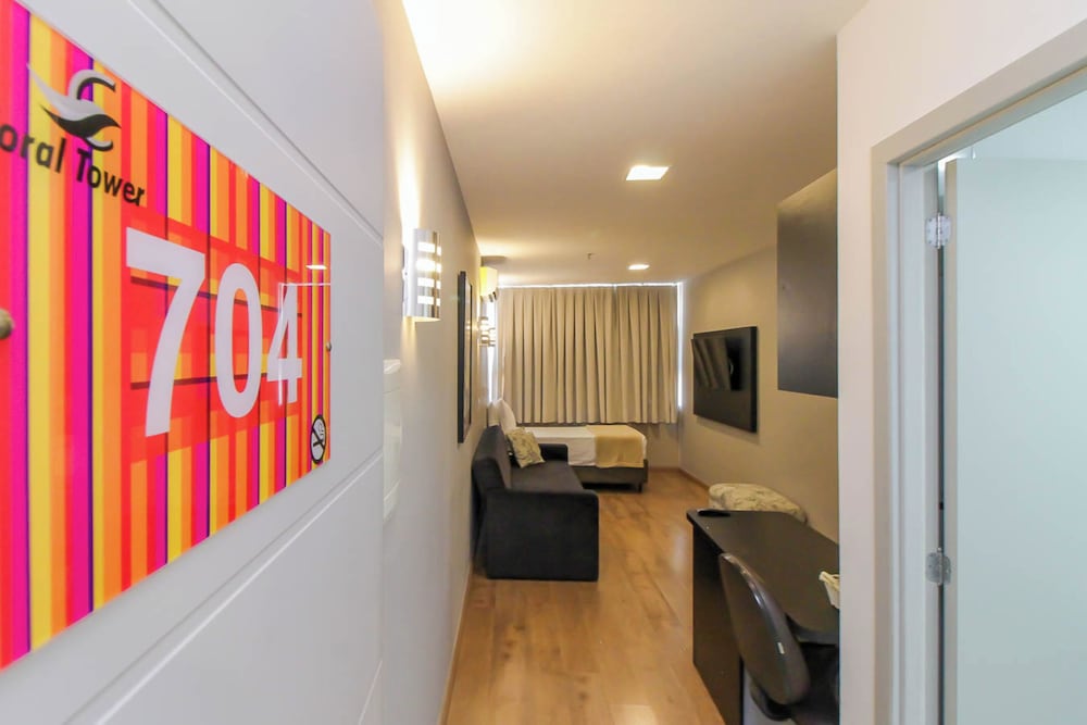 Suite - Photo 8