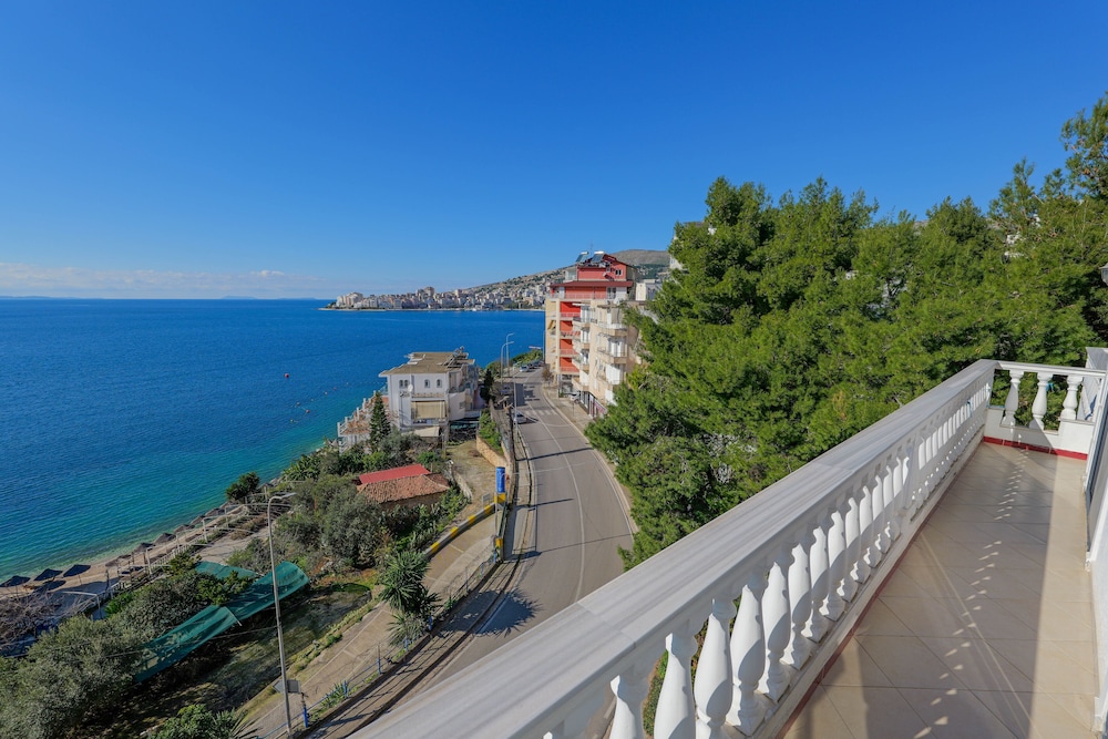 Economy Double or Twin Room, Sea View photo 3