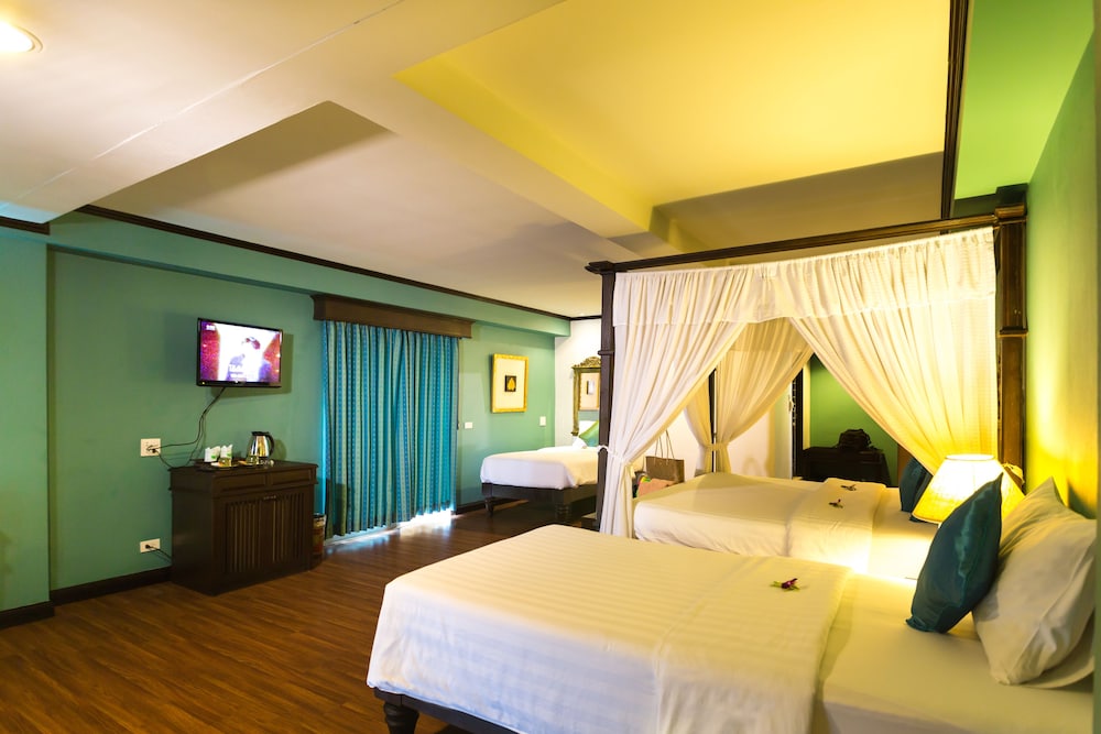 Family Suite - Photo 5