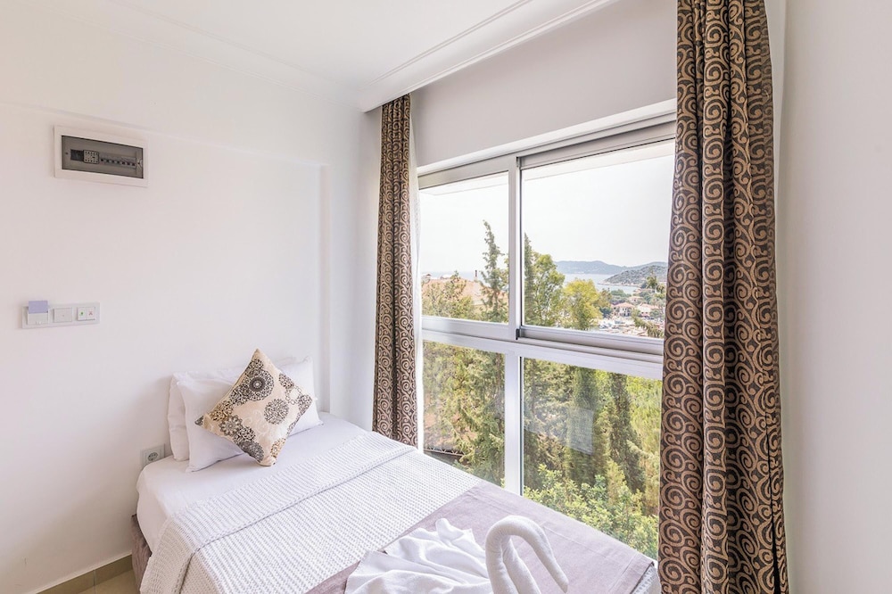 Suite, 2 Bedrooms photo 3