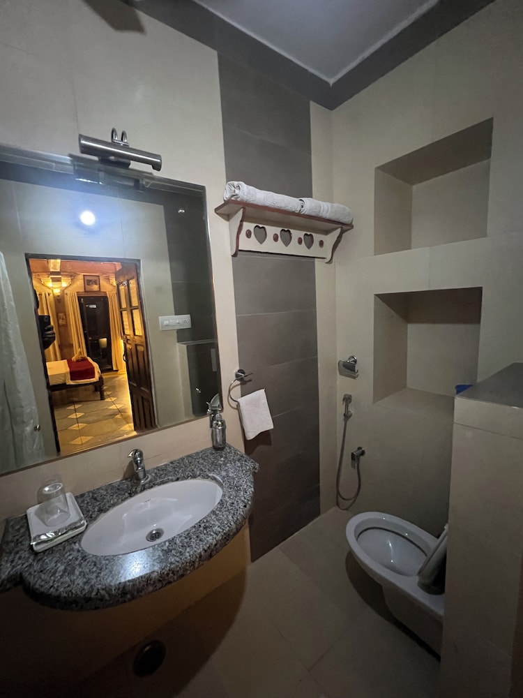 King Suites with Balcony & Fort View photo 3