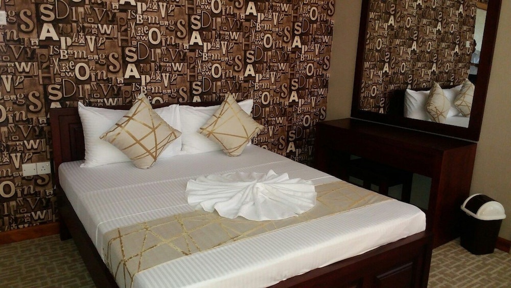 Deluxe Suite, 1 Bedroom, Accessible, City View photo 1