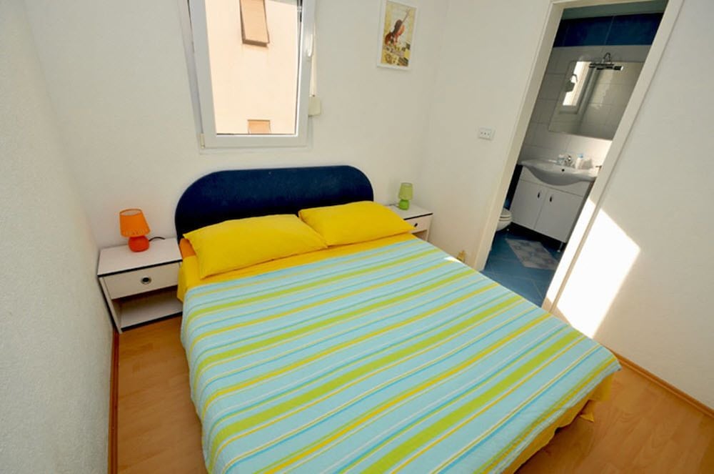 Classic Apartment, 2 Bedrooms, Sea View (Apartment 2)