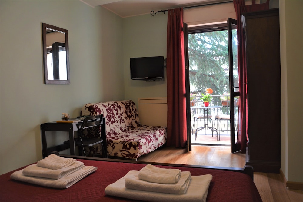 Traditional Double Room, Balcony