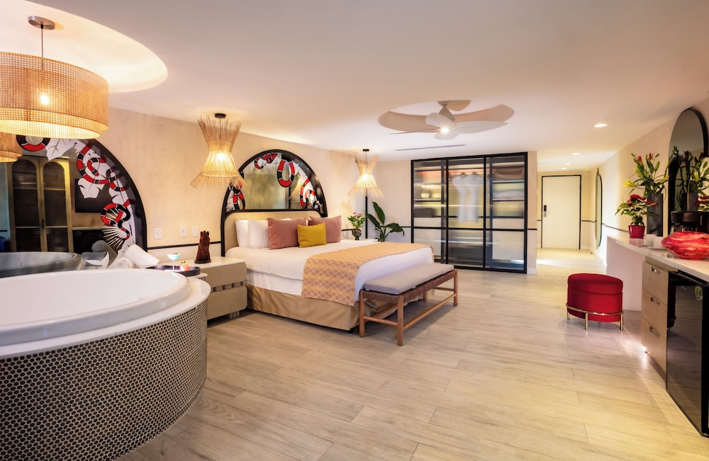 Luxury Studio Suite, Garden View (new)