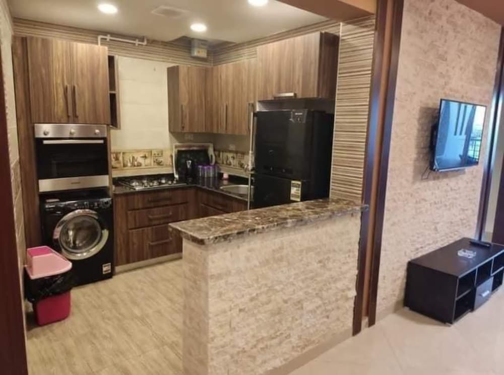 Luxury Apartment, 2 Bedrooms, Sea View photo 3