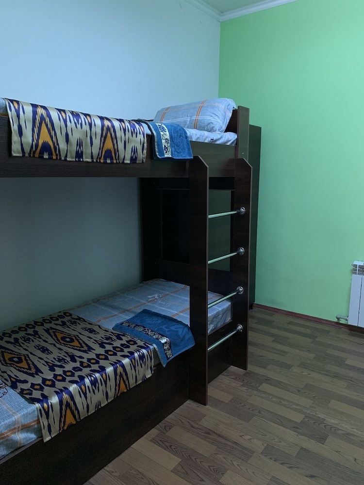 Shared Dormitory, Mixed Dorm (4 beds) photo 2