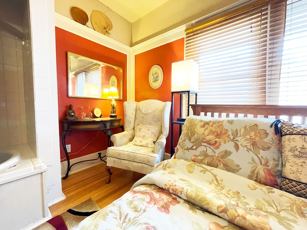 Design Room photo 2