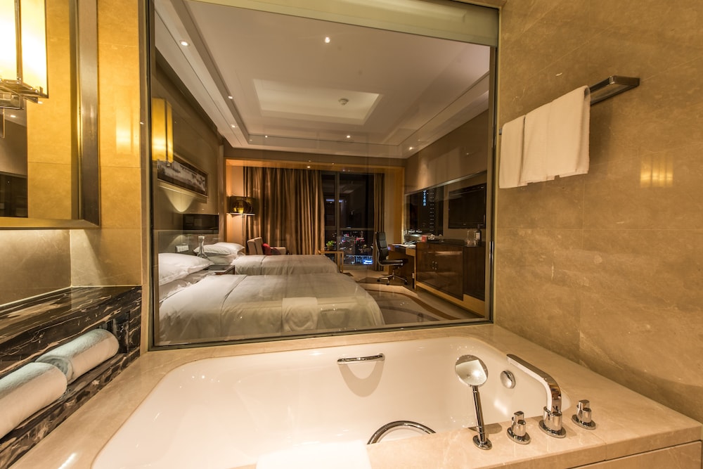 Room, 2 Twin Beds, Mountain View - Photo 6